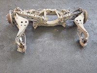 Tylna belka oś tył Nissan Qashqai I J10 06-13 1.6 16V (HR16DE)