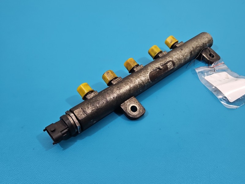 Listwa wtryskowa CZUJNIKI 0445214095, 0281002706 Fiat Croma II 1.9 jtd