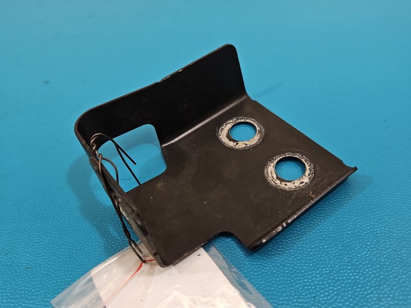 Mocowanie Europejska, Błotnika przód lewego uchwyt Europejska, Błotnika przód lewego Jaguar F-Pace 16- HK83-16151-AB