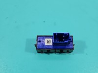 Przełącznik otwierania klapy Peugeot 5008 II 17-24 9813047277