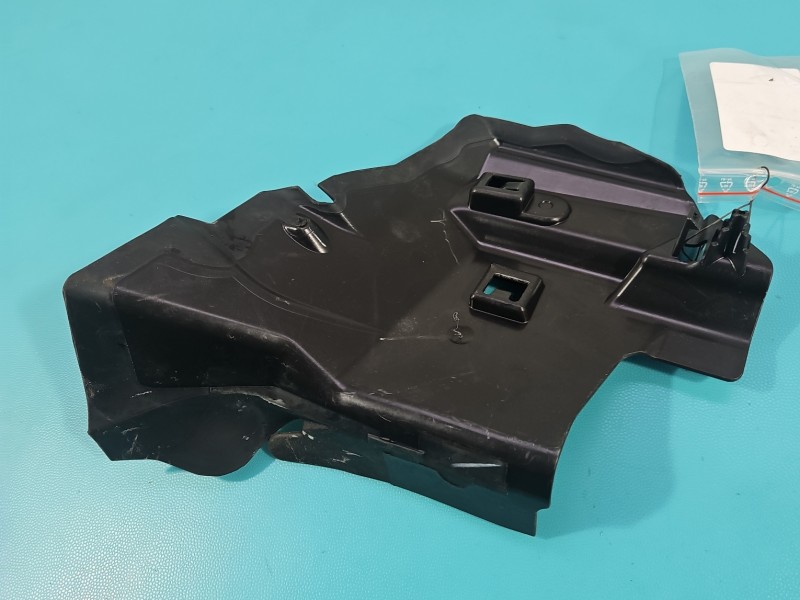 Osłona ZAŚLEPKA PLASTIK Mercedes GL II X166 A1667230908