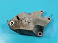 Łapa silnika BMW G20 2.0 T 6876207, 6876205