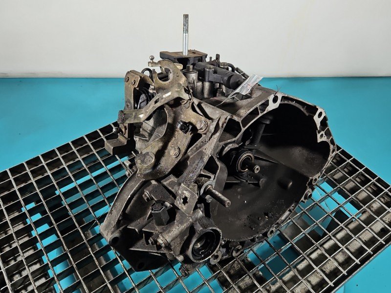 Skrzynia biegów Fiat Stilo 1.6 16V (182B6.000) Skrzynia biegów Fiat Stilo 1.6 16V (182B6.000)