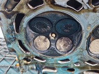 Głowica Toyota Avensis II T25 1.8 vvti