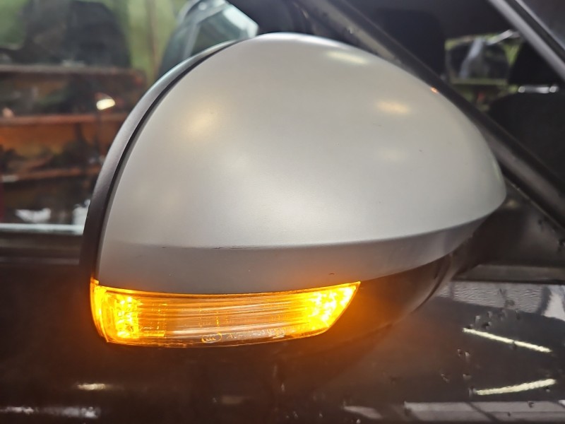 Lusterko prawe Skoda Yeti Europa /Lakier: Lf9r / 7pin europa