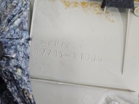 Tapicerka drzwi przód prawa boczek Toyota Land Cruiser 120 J120 67795-X1DD0