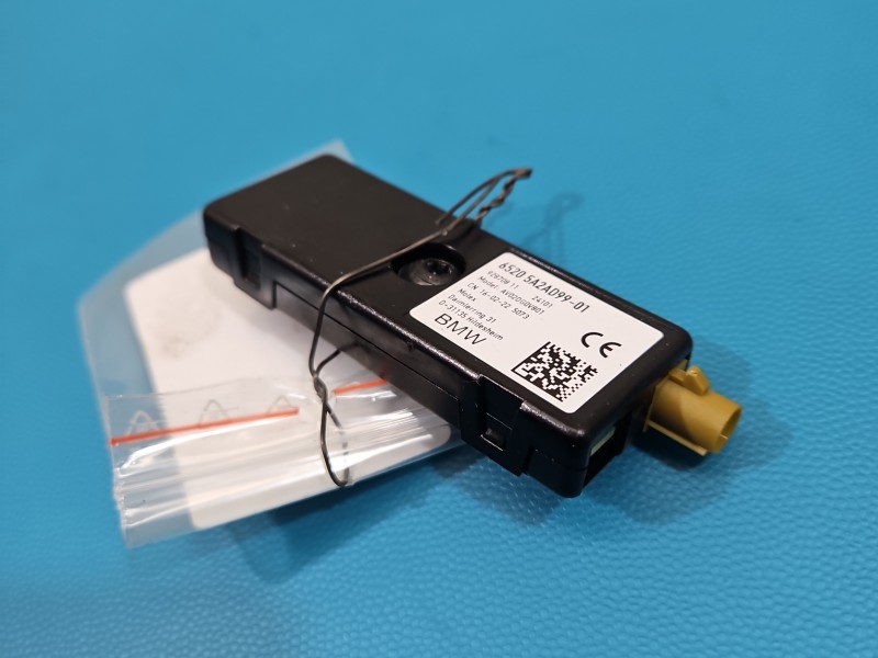 Sterownik moduł BMW iX3 G08 5A2AD99-01, 5A2AD99, 92870811 Producent części: BMW, WZMACNIACZ ANTENA