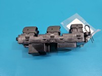 Przełącznik szyb Suzuki Swift Mk7 EU