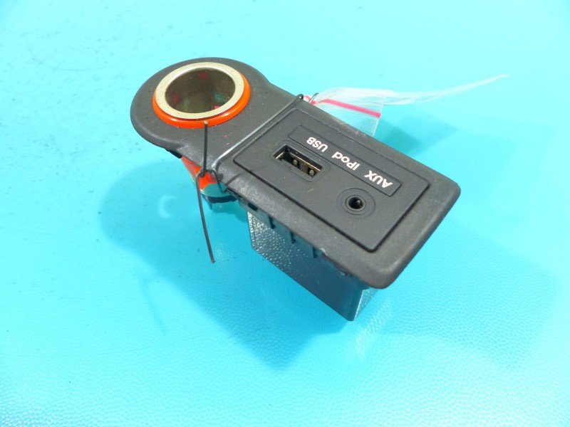 Gniazdo USB Kia Venga 96120-1P000