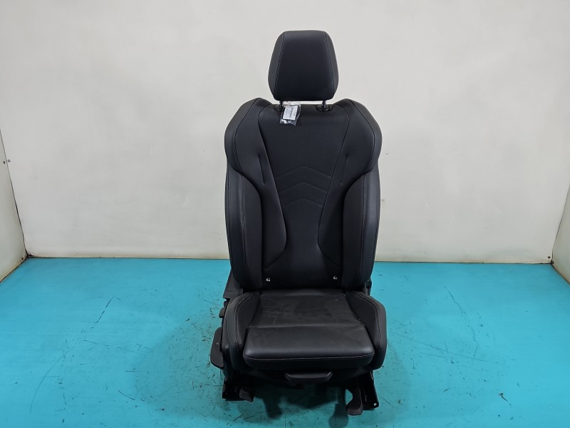 Fotel prawy przód pasażera BMW iX1 U11 5d EUROPA