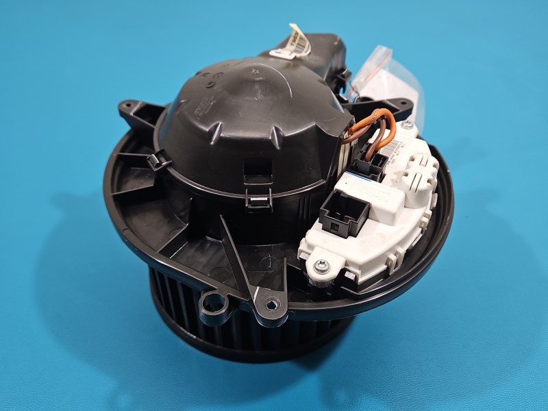 Dmuchawa nawiewu wentylator bmw F30 T903542, 9276112 EUROPA