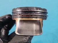 Tłok Opel Astra V K 1.4 T 125KM