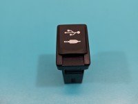 Gniazdo USB Toyota Auris II FC0600021
