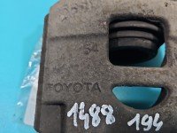 Zacisk przód lewy Toyota Yaris III 1.3 vvt-i