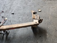 Hak holowniczy Kia Carnival II 05-14