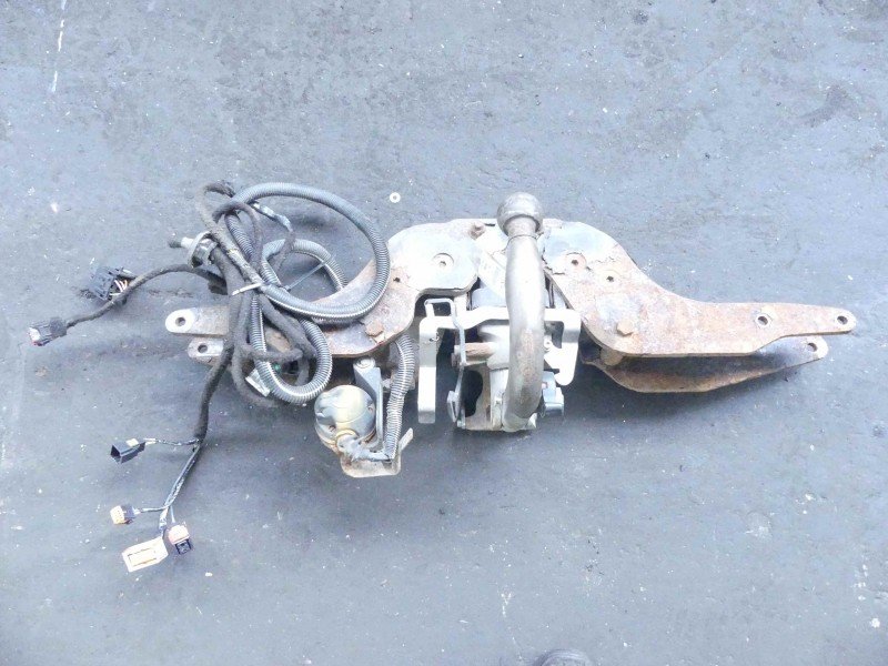 Hak holowniczy Citroen C5 II X7 Hak holowniczy Citroen C5 II X7