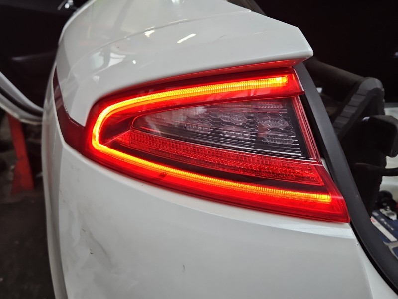 Lampa tył lewa Producent części: KIA, Z BŁOTNIKA Kia Stinger HB