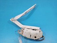 Zawias maski prawy Vw Tiguan II 16- LC9A