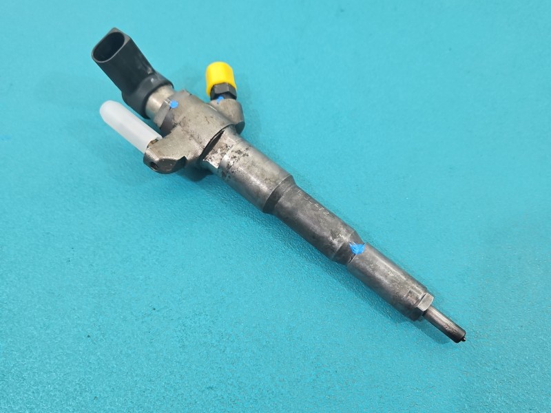 Wtryskiwacz Opel Movano III 166000372R 2.3 cdti