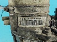 Pompa wspomagania Opel Zafira B 13192897 1.9 CDTI