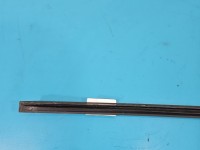 Listwa szyby czołowej prawa przedniej Skoda Kamiq 658854328