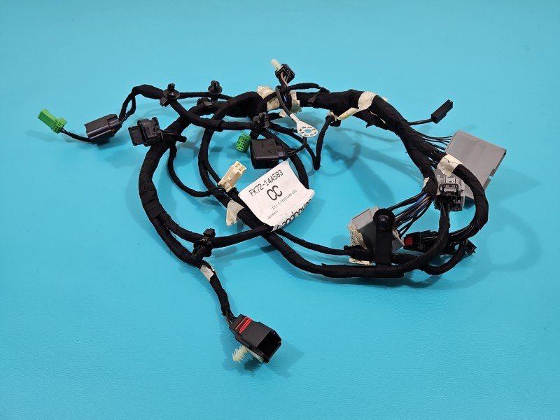 Wiązka klapy tył Land rover Discovery Sport 14- L550 Wiązka klapy tył Land rover Discovery Sport 14- L550