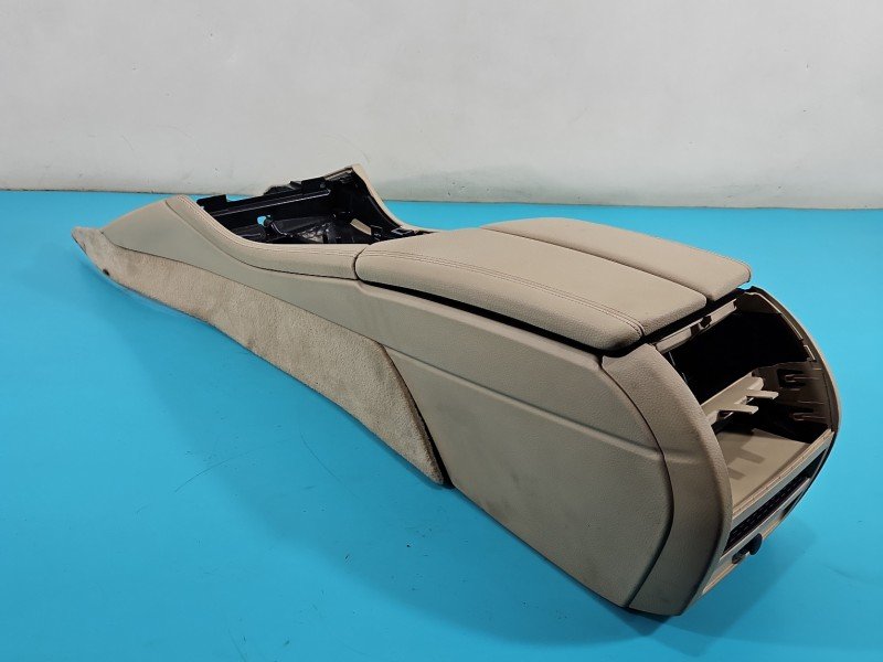 Podłokietnik TUNEL Bmw f10 f11 7245841 EUROPA