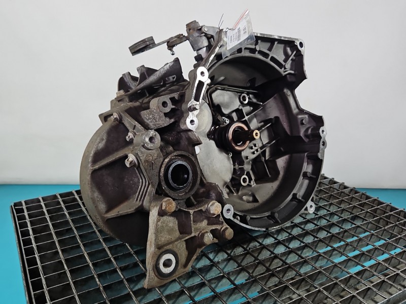 Skrzynia biegów Opel Astra V K 1.5 cdti (LXD)