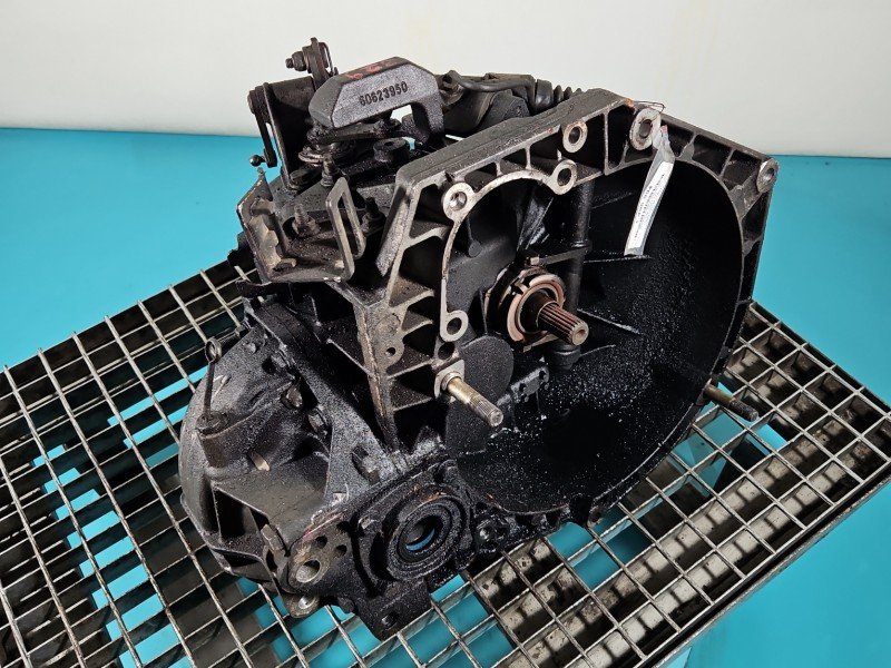 Skrzynia biegów 46433289 Alfa romeo 147 1.9 jtd