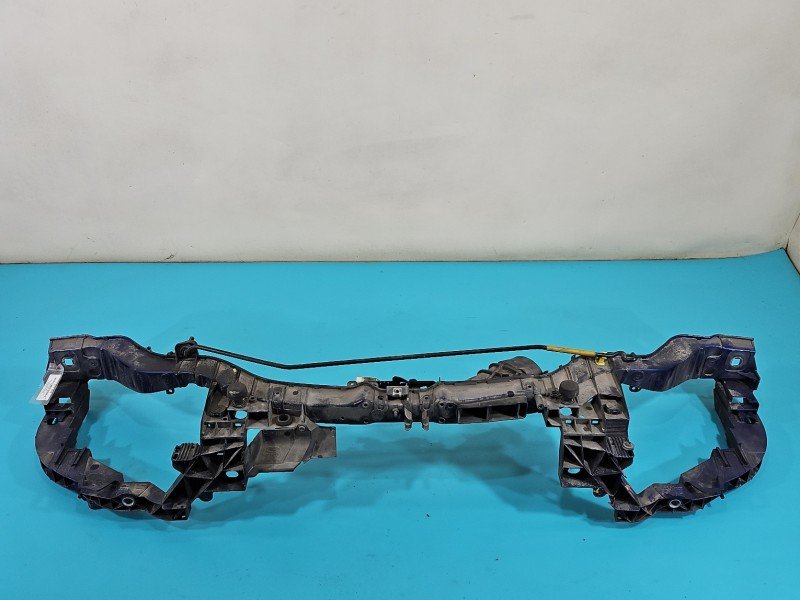 Pas przedni Ford Focus Mk3