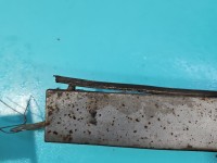 Listwa podreflektorowa Mercedes 124