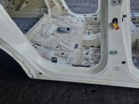 Próg prawy SŁUPEK ŚRODKOWY B Peugeot 3008 II HB 5d białyKWED