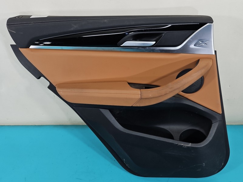 Tapicerka drzwi tył lewa boczek BMW iX3 G08 83992001, 105897512C