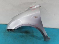 Błotnik przód lewy Suzuki Swift Mk6 srebrny