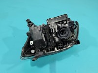 Reflektor prawy lampa przód Toyota Avensis II T25 EUROPA