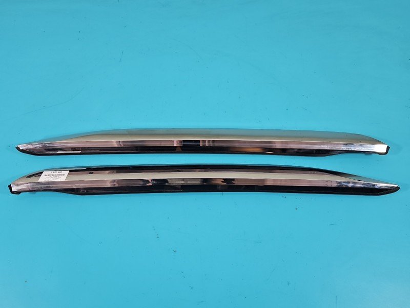 Listwa dachowa lewa dachu Peugeot 2008 I 9806404777 Listwa dachowa lewa dachu Peugeot 2008 I 9806404777