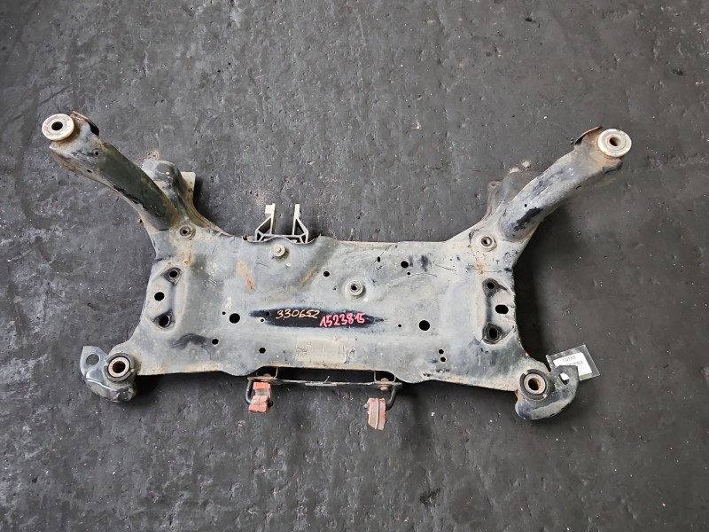 WÓZEK KOŁYSKA TRAWERS Sanki Belka silnika Volvo V40 II 12- 1.6 T3 (B4164)