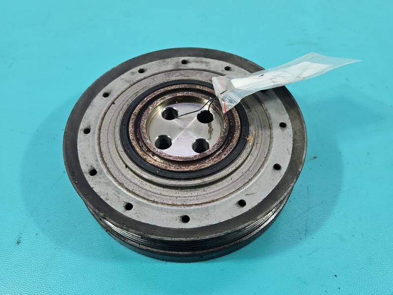 Koło pasowe wału korbowego Opel Astra V K 1.6 cdti (LWQ)