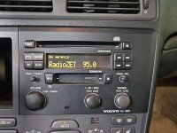 Radio fabryczne Volvo V70 II 30657637 radioodtwarzacz