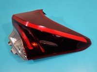 Lampa tył prawa Toyota Auris II kombi