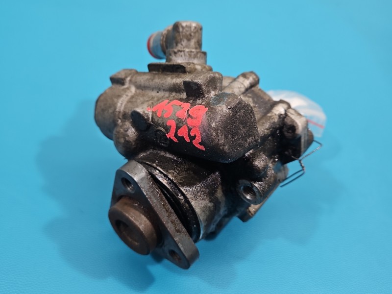 Pompa wspomagania Seat Cordoba I 8D0145156K 1.6 WIEL