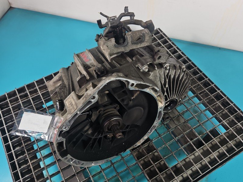 Skrzynia biegów A1693601500 Mercedes W245 1.7 16V Skrzynia biegów A1693601500 Mercedes W245 1.7 16V