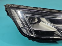 Reflektor prawy lampa przód Audi A4 B9 EUROPA