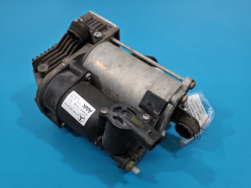 Pompa zawieszenia kompresor Mercedes GL II X166 A1663200204
