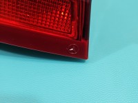 Lampa tył lewa Mercedes, Z BŁOTNIKA 09-12 Uszkodzone zaczepy trzymające boczną osłonę. Brak naklejki z numerem Mercedes W212...