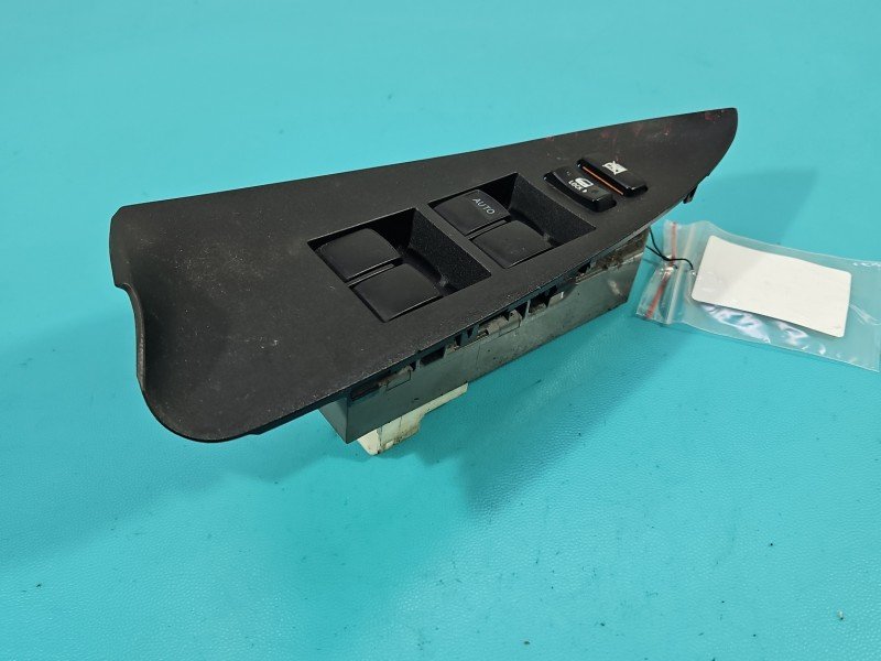 Przełącznik szyb Toyota Rav4 III 05- 74232-42070 TOYOTA EU