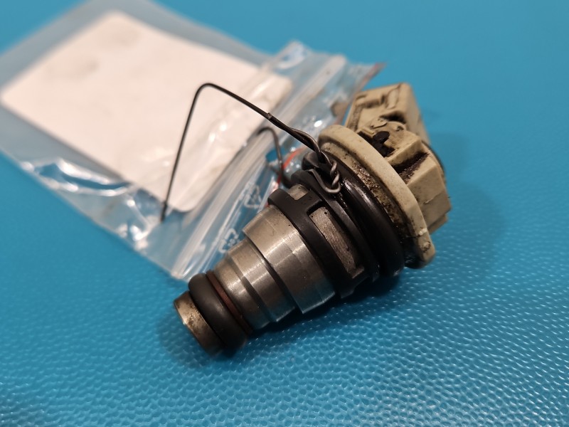 Wtryskiwacz Fiat Ducato II IW720 2.0 8V wiel