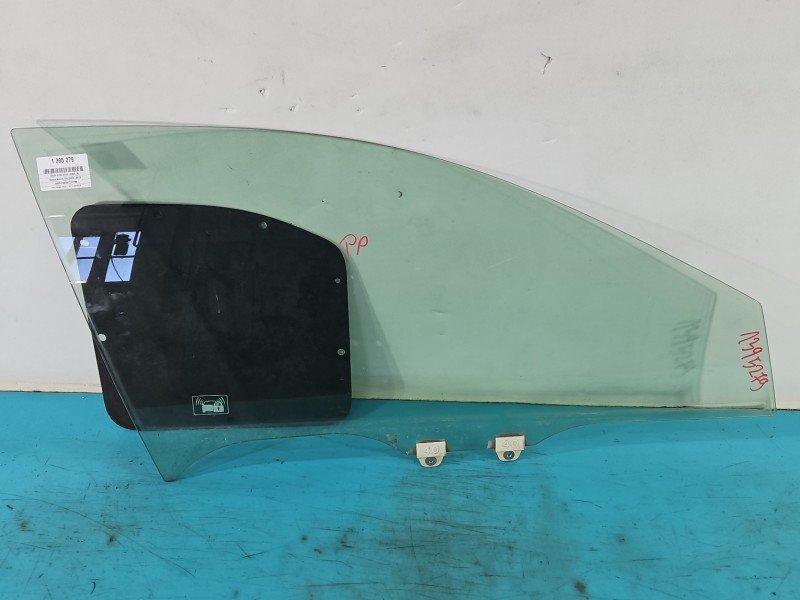 Szyba drzwi przód prawa Honda Accord VIII 08- sedan