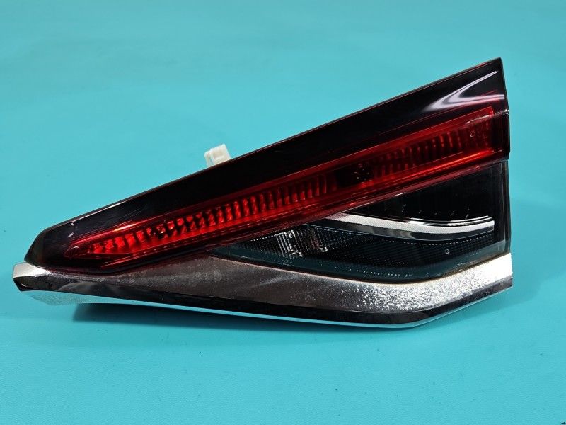 Lampa tył prawa klapy Toyota Corolla E21 19- sedan EUROPA 81580-02C31-00