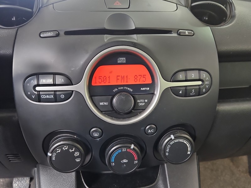 Radio fabryczne Mazda 2 II DE DF7466AR0, DF74669R0 radioodtwarzacz